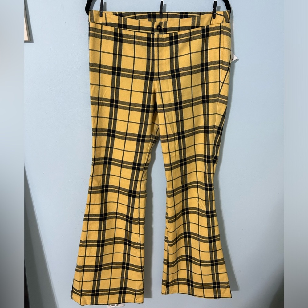 These are Forever21 Yellow Plaid Low Rise Flare Dress Pants!
